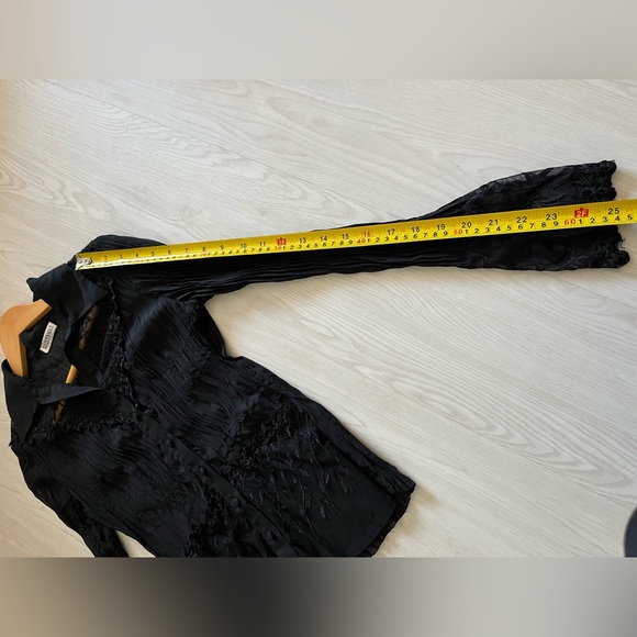 Black lace long sleeve blouse with button up front and bell sleeves with floral - Picture 4 of 8